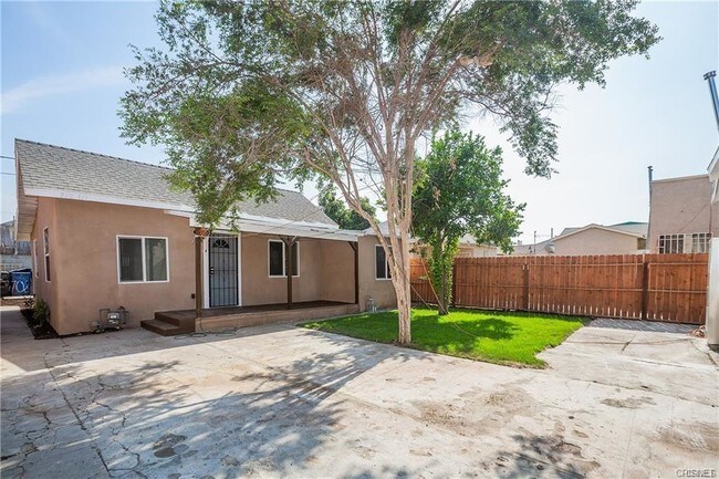 Foto del edificio - 712 W 54th St