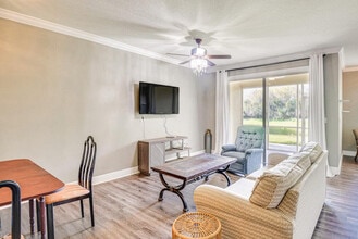 Building Photo - 25 Riverview Bend N