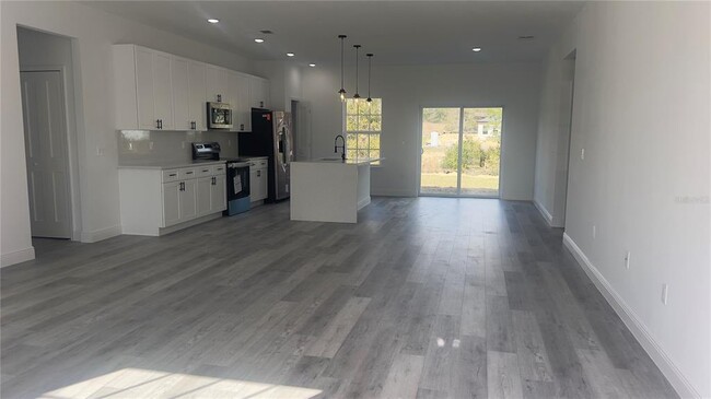 Building Photo - 2523 SW 159th Ln