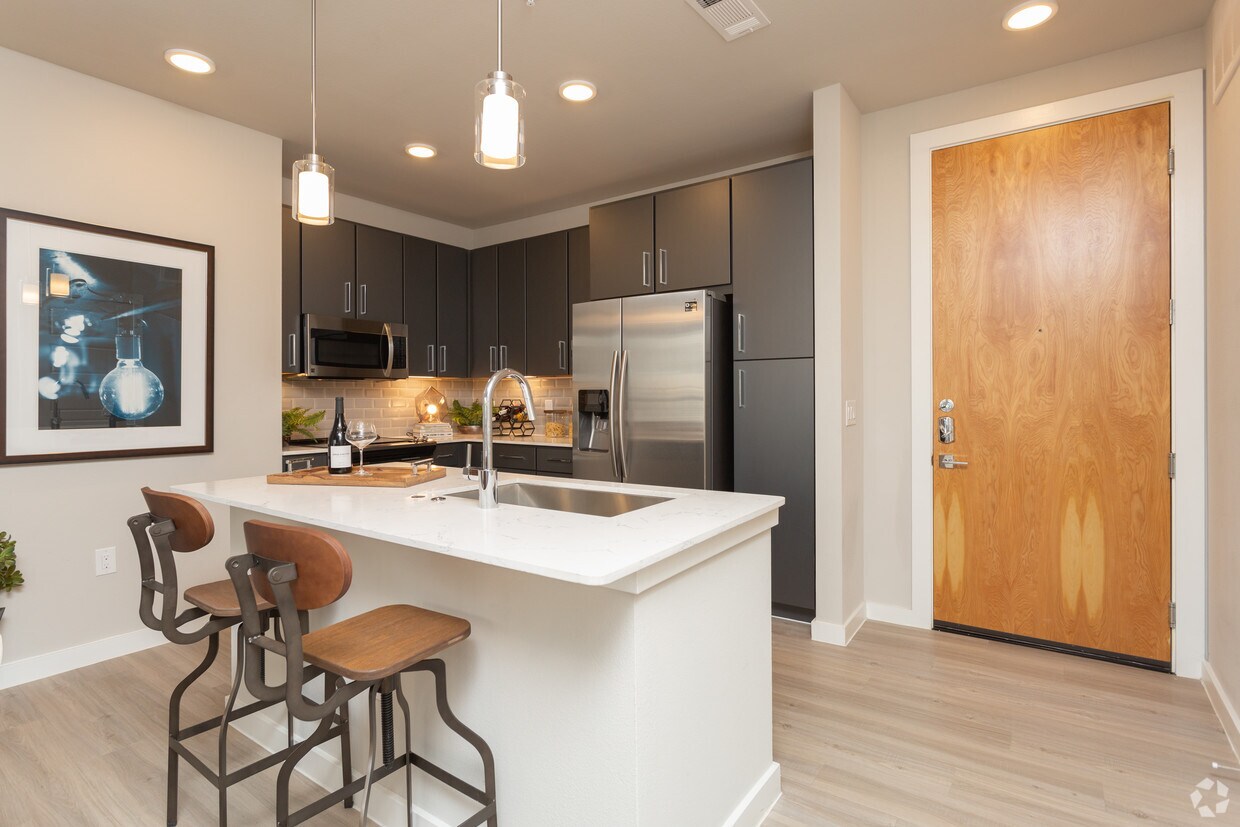 Amelia At Farmers Market Apartments Dallas Tx Apartments Com