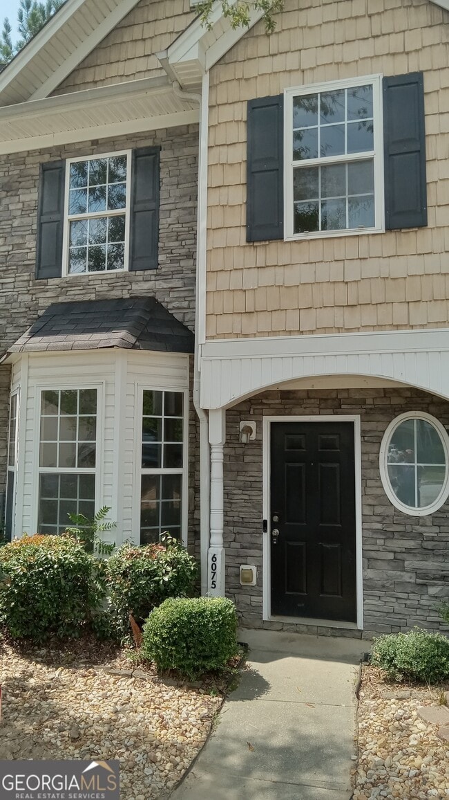 Building Photo - 6075 Camden Forrest Dr