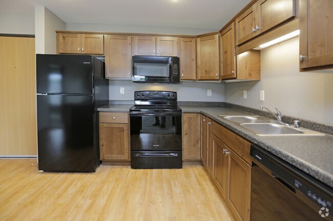 2HAB, 2BA - 921 ft² - Avon Estates
