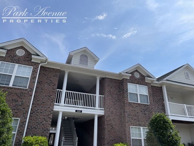 Building Photo - 2029 Silvercrest Dr