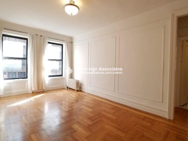 Foto del edificio - 664 W 163rd St