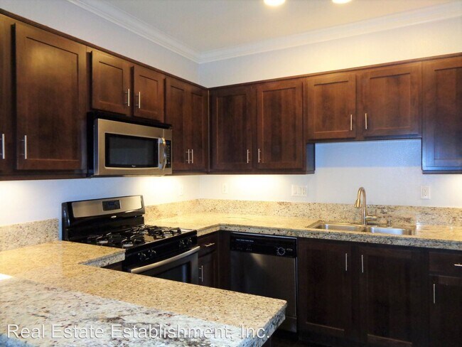 Building Photo - 3 br, 3 bath House - 15410 Ashley Court