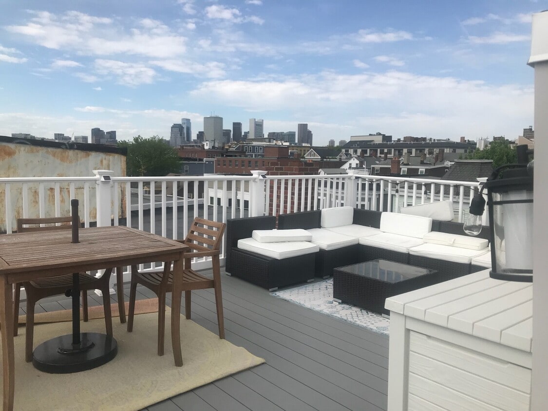 Photo - 245 West 5th St. Unit 4