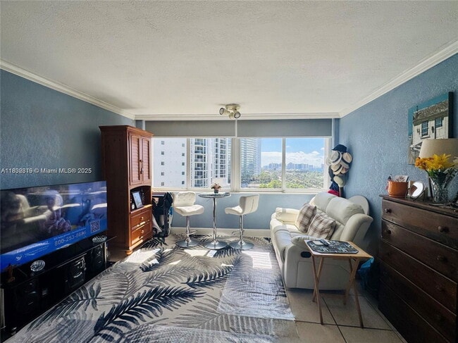 Foto del edificio - 19201 Collins Ave