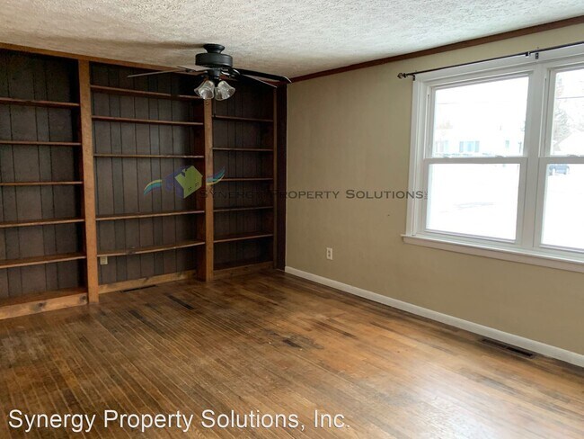 Building Photo - 3 br, 1 bath House - 1217 Michael Dr. RICH...