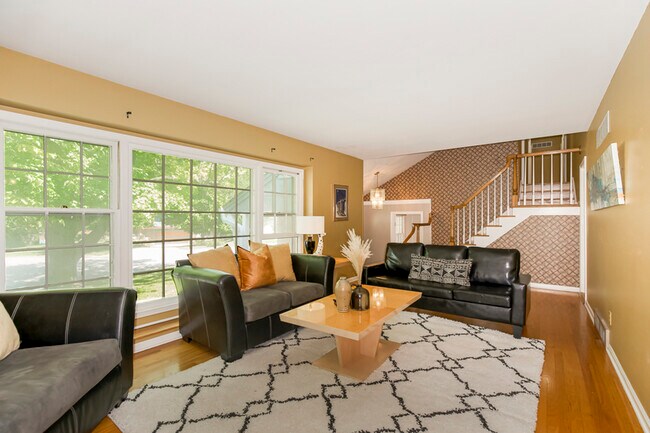 Foto del edificio - 119 East Bridlespur Drive