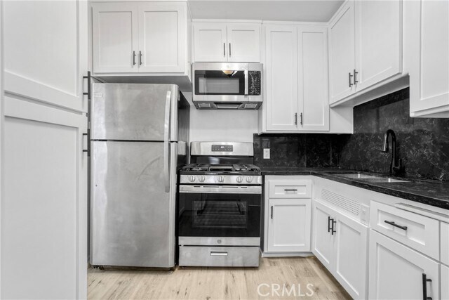 Foto del edificio - 10620 Holman Ave