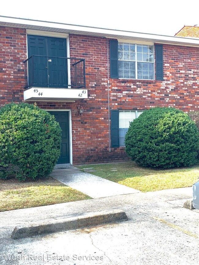 Building Photo - 2 br, 2 bath House - 1701 Lobdell Ave. APT 43