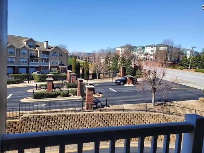 Foto del edificio - 3500 Sweetwater Rd