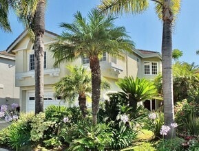 Building Photo - 6262 Napoli Ct