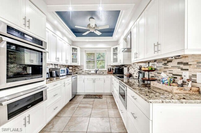 Foto del edificio - 4402 Yacht Harbor Dr