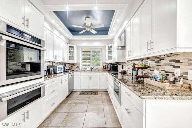 Building Photo - 4402 Yacht Harbor Dr