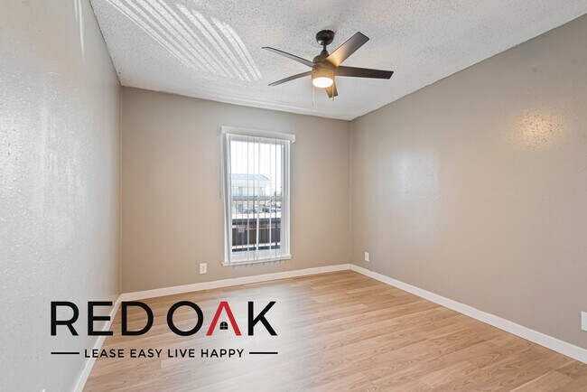 Foto del edificio - 10562 Haddon Ave