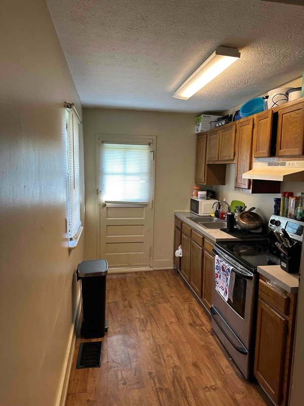 Building Photo - 1275 Farley Dr