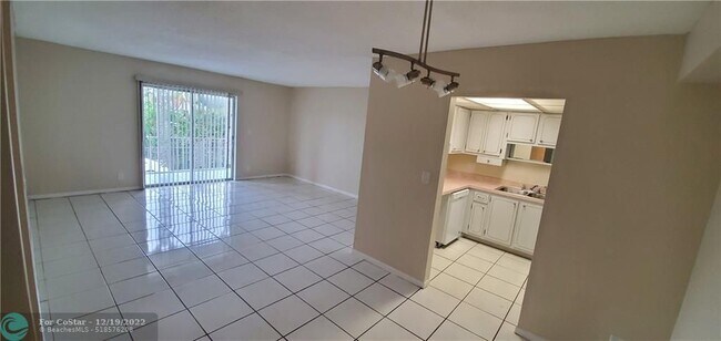 Foto del edificio - 495 SE 8th St