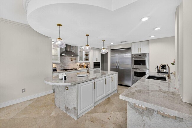 Foto del edificio - 3800 N Ocean Dr