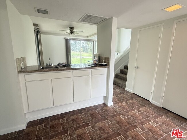 Building Photo - 38916 Pso De Oro