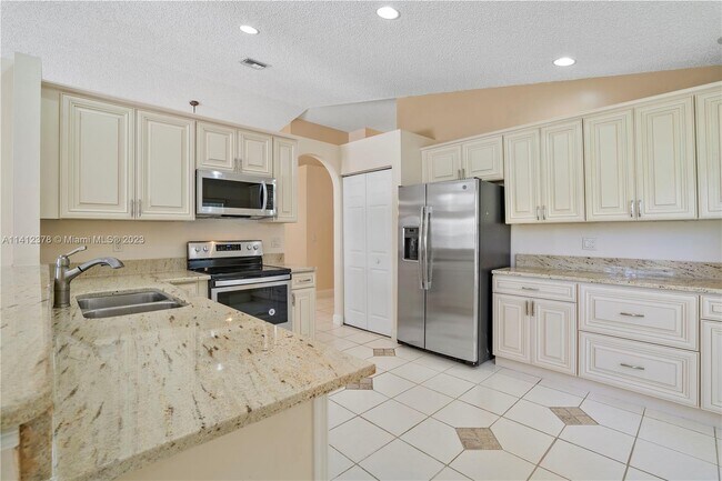 Foto del edificio - 8172 Mystic Harbor Cir
