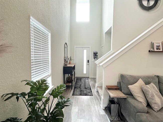 Foto del edificio - 10505 Fulton Ave