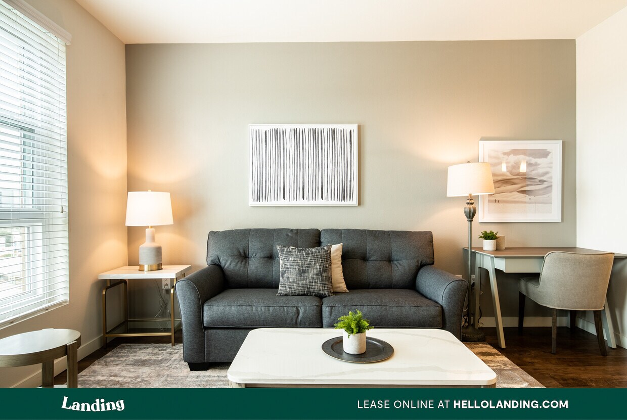 Foto principal - 18504 Beach Blvd