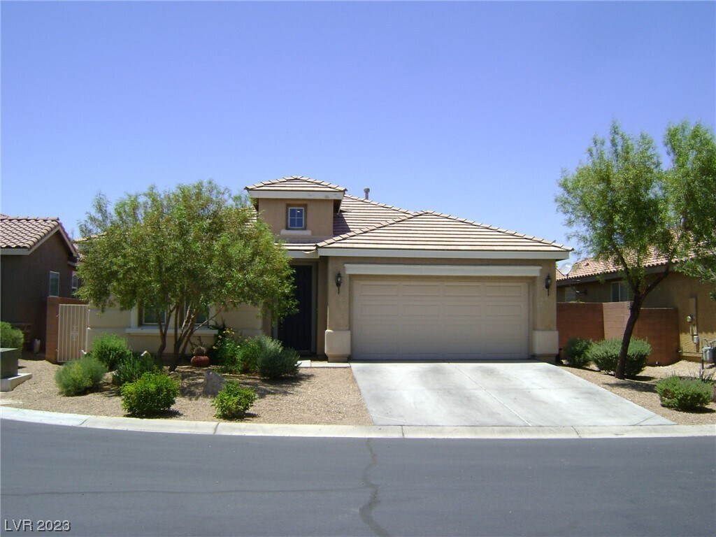 Primary Photo - 10387 Borah Park Cir