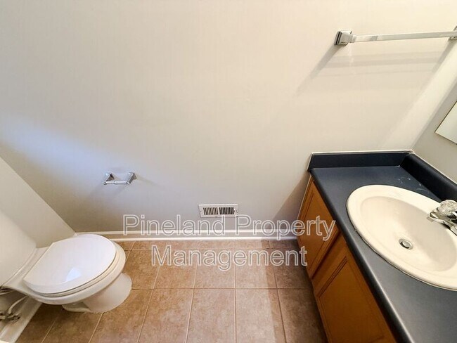 Building Photo - 8825 Tibs Run Dr