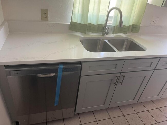 Building Photo - 6410 Moss Way