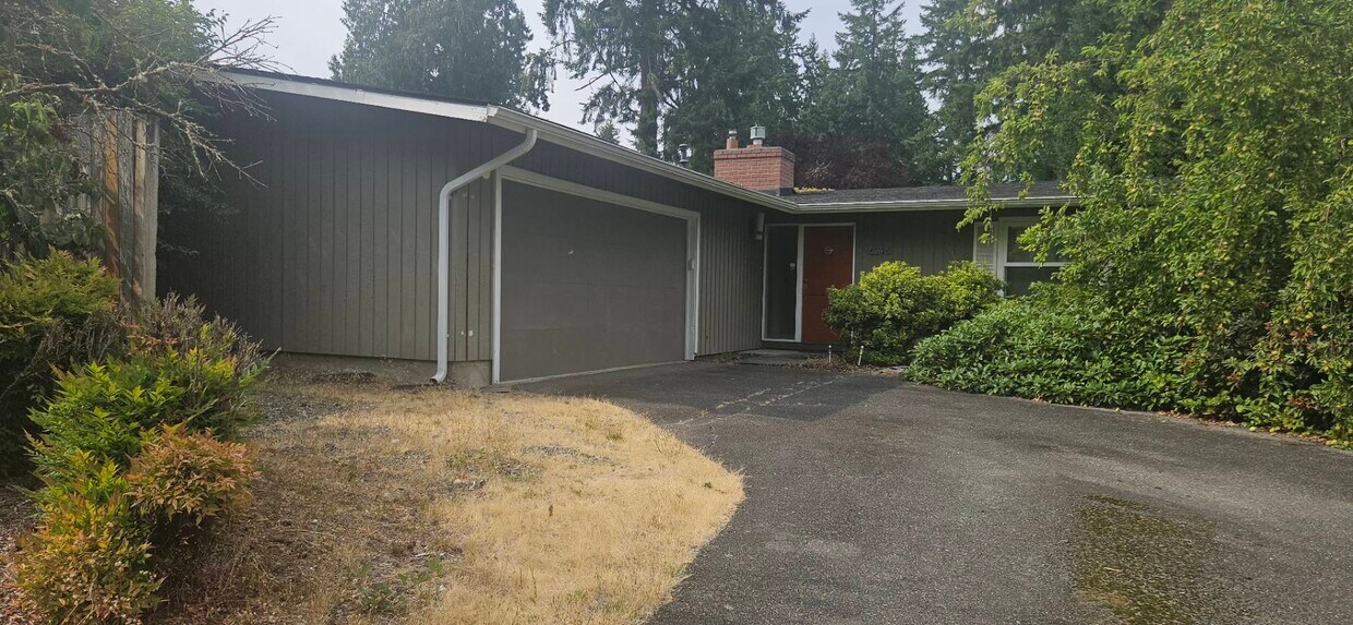 Front of Home - 16248 NE 29th St