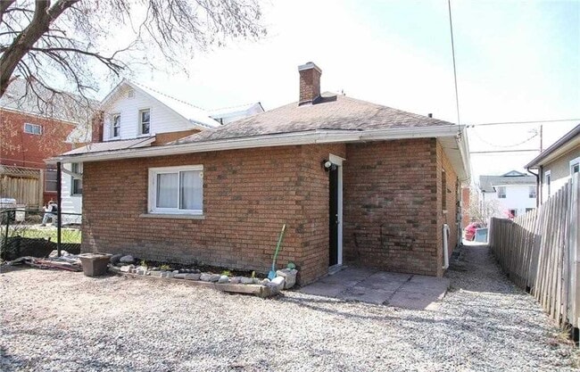 Building Photo - Spacious 4 Bed / 1 Bath Home in Sudbury – $2,500/month + Utilities