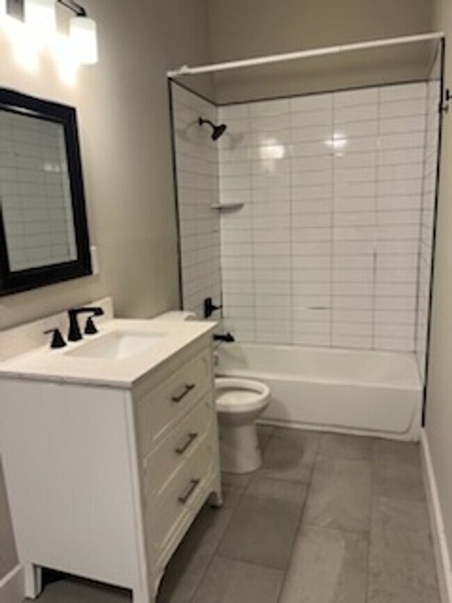 Foto del edificio - 1262 S Shelby St