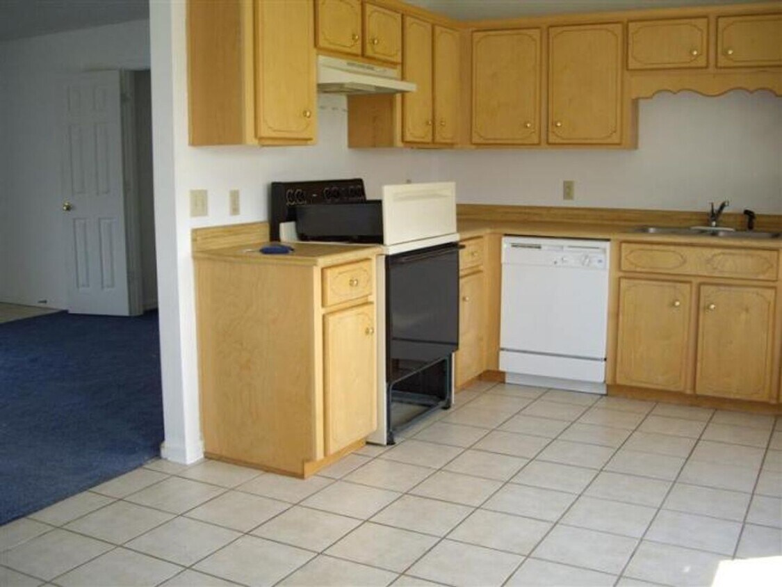 Foto del edificio - FOR RENT