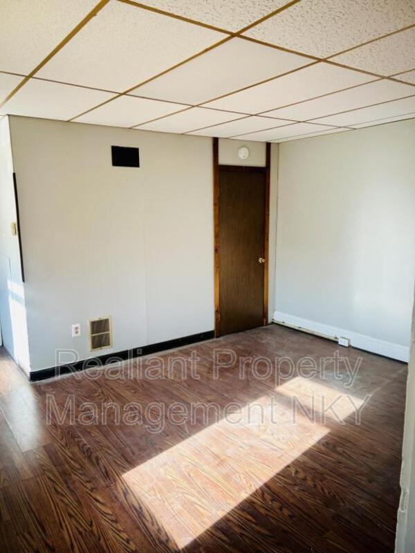 Building Photo - 723 Scott St
