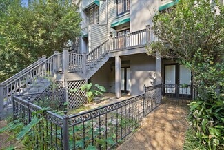 Building Photo - 1332 Roxbury Ct