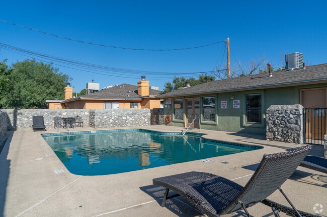 Pool - Pine Valley Estates Apartments