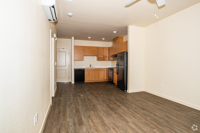 1BR, 1BA - 700SF - Olive Ranch Apartments