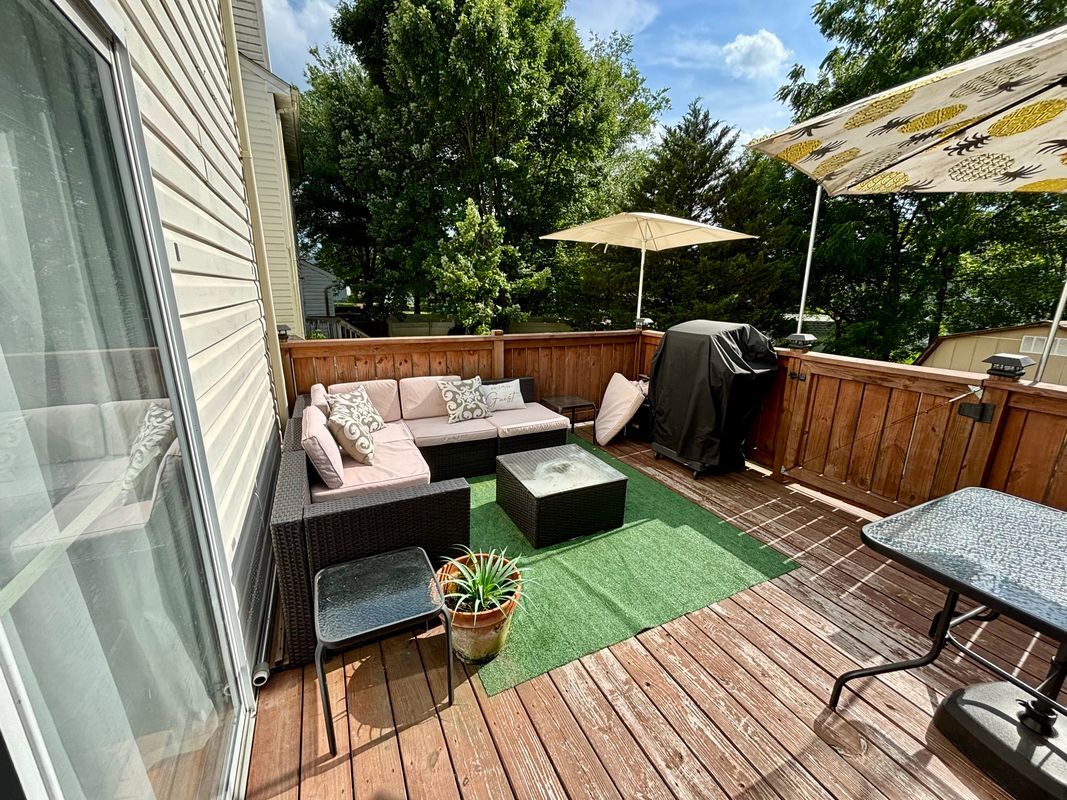 Foto del edificio - 12 Wanda Ct