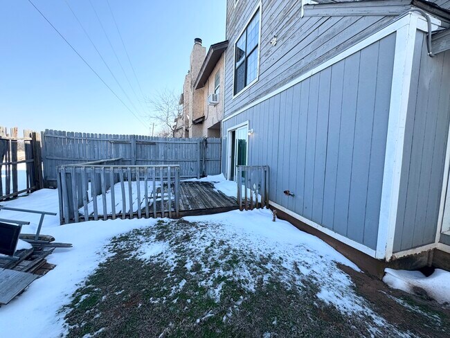 Foto del edificio - 401 NE 115th St