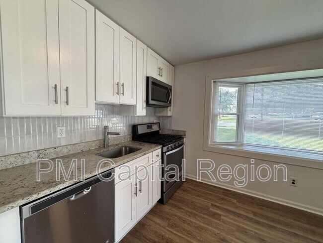 Building Photo - 5830 Vandegrift Ave