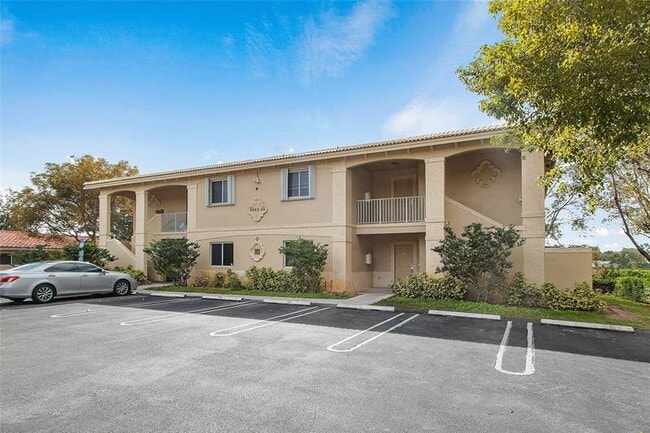 Building Photo - 8460-8466 NW 40th St