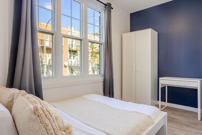 Photo du bâtiment - 4302 Rue Saint-Urbain