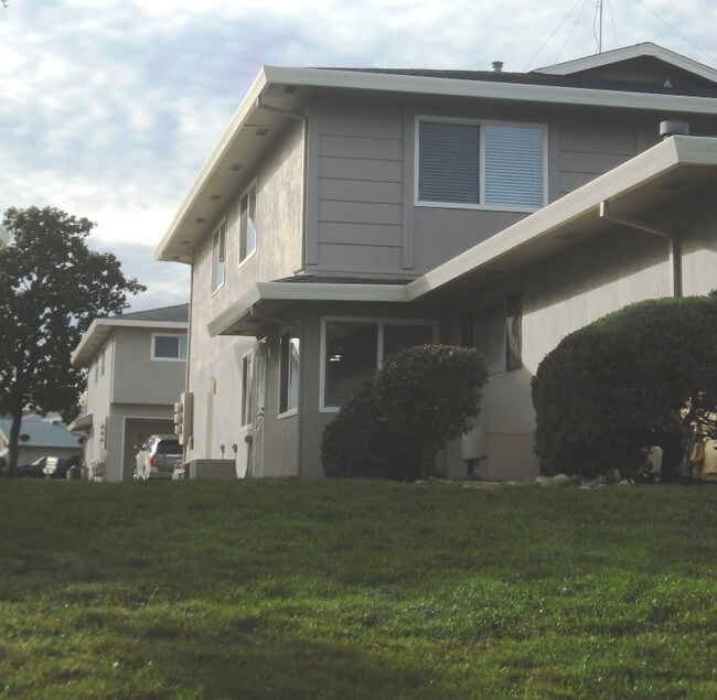 Building Photo - 3753 Park Dr