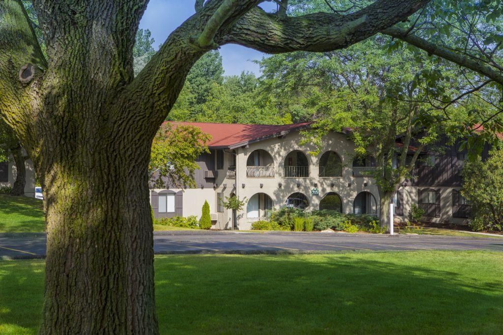 Foto principal - 105 River Bend Rd