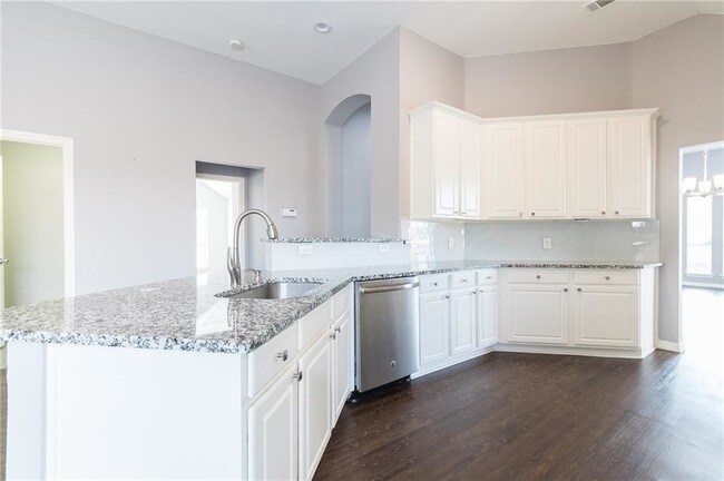 Building Photo - 253 Ridge Cove Dr