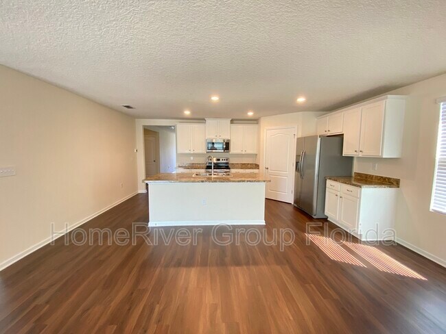 Building Photo - 2237 Pebble Point Dr