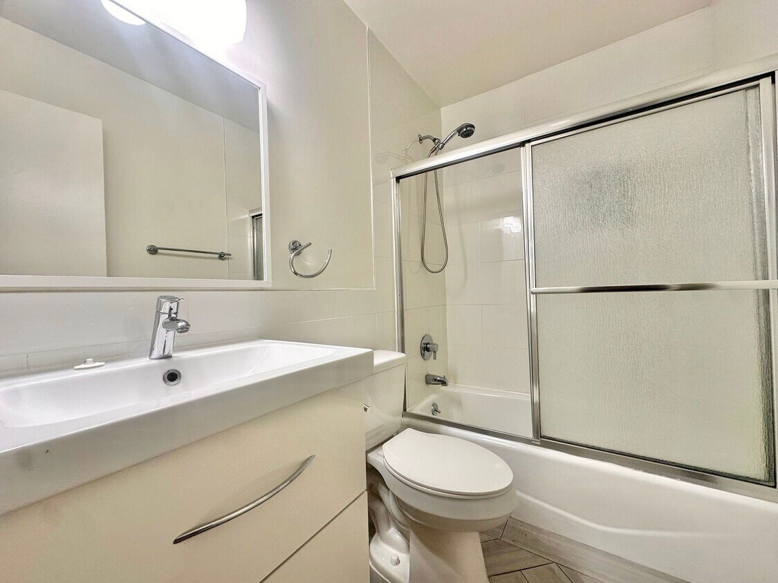 Foto del edificio - 756 S Carondelet St