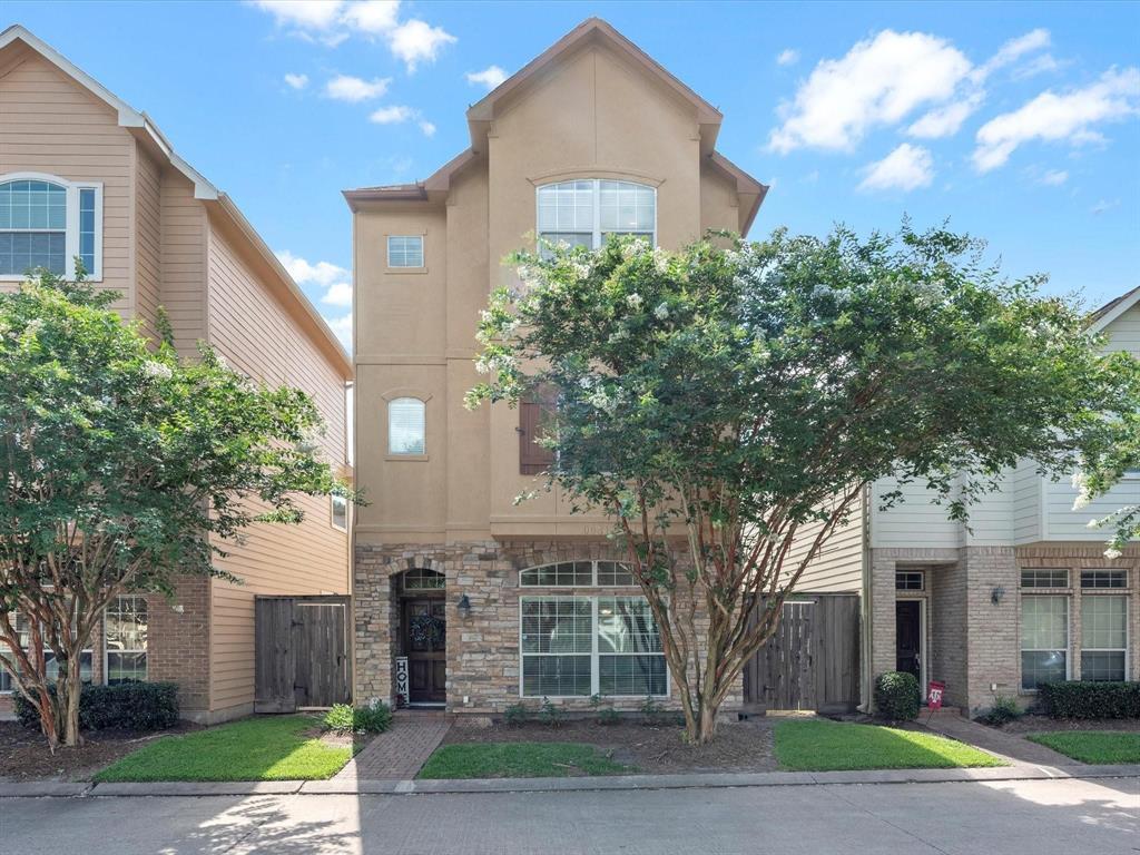 Primary Photo - 9041 Creekstone Lake Dr