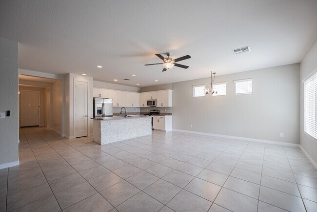 Foto del edificio - 42381 W Mira Ct